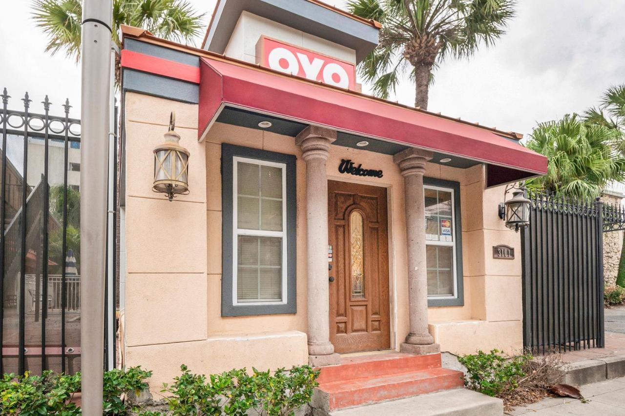 Oyo Hotel & Apartments Houston Galleria Dış mekan fotoğraf