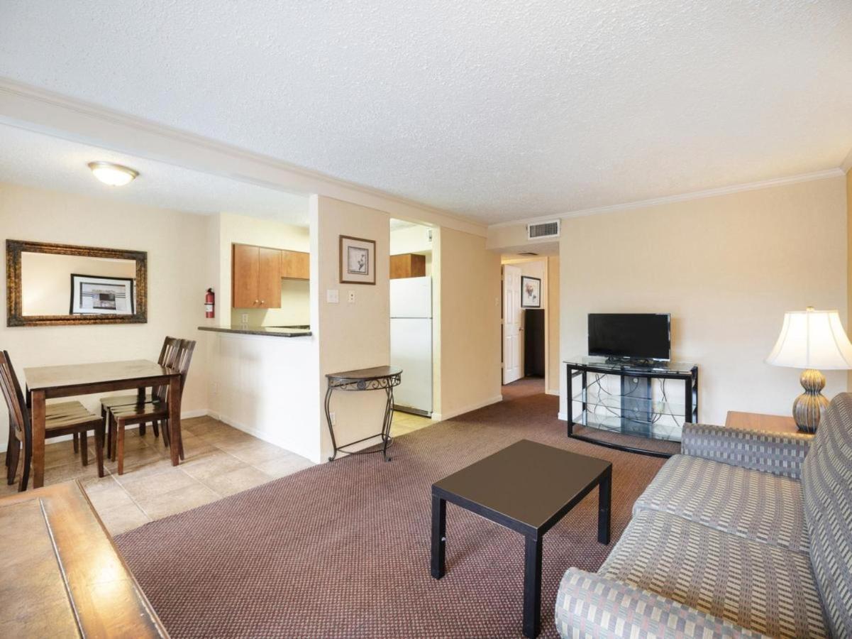 Oyo Hotel & Apartments Houston Galleria Dış mekan fotoğraf